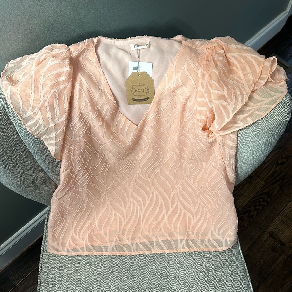 Light coral blouse *NWT* size small